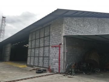 SE VENDE EXCELENTE PROPIEDAD INDUSTRIAL/COMERCIAL 22.000M2 - DURÁN