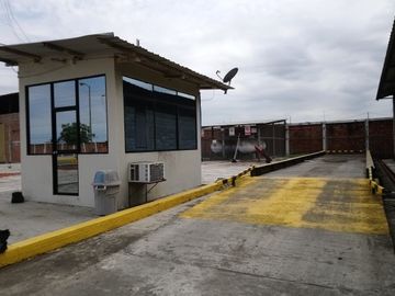 SE VENDE EXCELENTE PROPIEDAD INDUSTRIAL/COMERCIAL 22.000M2 - DURÁN