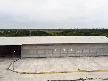 SE VENDE EXCELENTE PROPIEDAD INDUSTRIAL/COMERCIAL 22.000M2 - DURÁN
