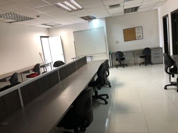 LOCAL COMERCIAL EN VENTA 265M2 - Norte de Guayaquil