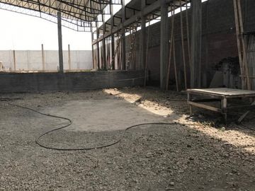 Venta bodega industrial 4000m2 La Libertad.