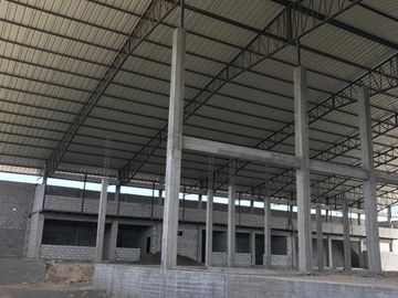 Venta bodega industrial 4000m2 La Libertad.