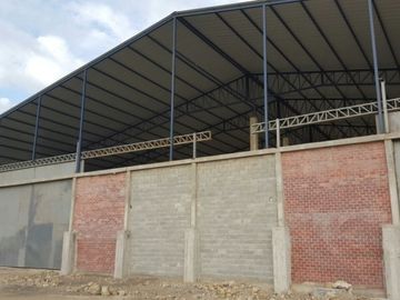 Venta bodega industrial 4000m2 La Libertad.