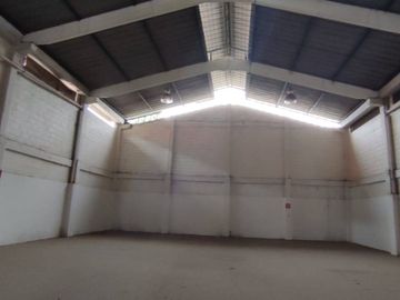 VENTA LOCAL- BODEGA 350M2- AV. NICOLAS LAPENTI- DURAN -EC.