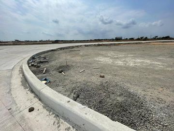 EN VENTA EXCELENTE LOTE INDUSTRIAL 5.286,26M2 VIA DURÁN- TAMBO