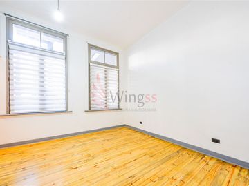 Departamento En Venta De 2 Dorm. En Santiago