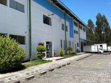 VENTA BODEGA INDUSTRIAL 5000 M2- SANGOLQUI- PICHINCHA- QUITO