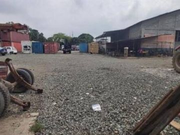 EN VENTA TERRENO CON GALPONES INDUSTRIAL 6735 M2- KM14 VÍA A DAULE
