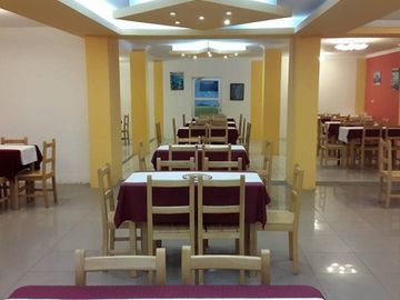 HOTEL EN VENTA - 83 HABITACIONES - CANTÓN SALINAS, Prov. Santa Elena