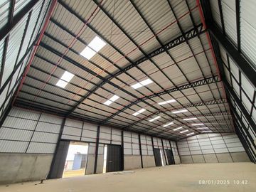 Venta bodega industrial 400m2 Samborondón, Vía al PAN.