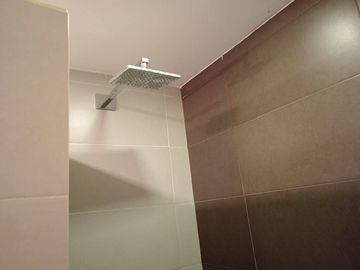 SUITE VENTA REPÚBLICA DEL SALVADOR 90000USD 