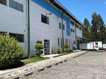 VENTA BODEGA INDUSTRIAL 5000 M2- SANGOLQUI- PICHINCHA- QUITO