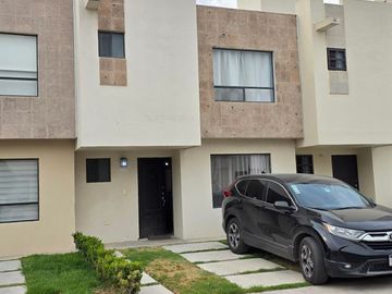 Casa en Venta en Rincones del Marques, El Marques, Querétaro, cp. 76246