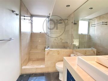 Departamento en Venta en Plaza Perú, Isidora Goyenechea, Av Presidente Riesco