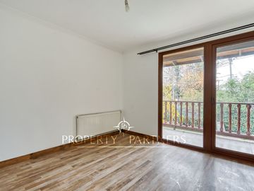 🏠🔑 Arriendo Casa en La Reina: 4 Dormitorios, Jardín Amplio