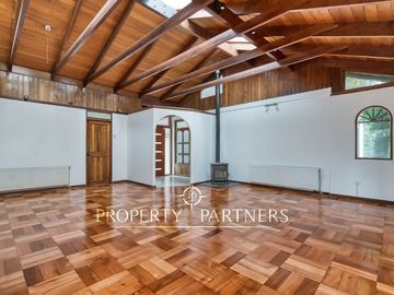 🏠🔑 Arriendo Casa en La Reina: 4 Dormitorios, Jardín Amplio