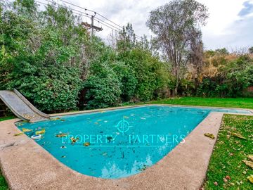 🏠🔑 Arriendo Casa en La Reina: 4 Dormitorios, Jardín Amplio