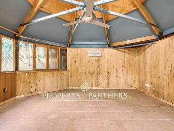🏠🔑 Arriendo Casa en La Reina: 4 Dormitorios, Jardín Amplio