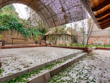 🏠🔑 Arriendo Casa en La Reina: 4 Dormitorios, Jardín Amplio