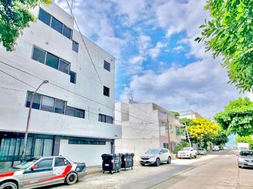 Oportunidad inversionistas Edificio con uso de suelo comercial