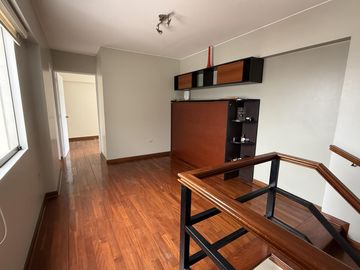 VENDO DUPLEX - ESPALDAS TOTTUS SAN LUIS