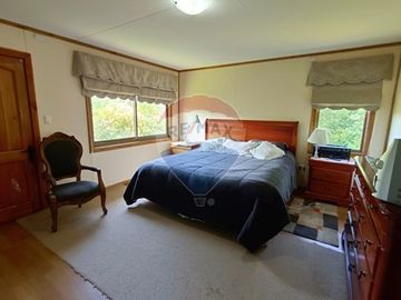 Casa con gran terreno -NO PAGA COMISION