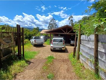 Casa con gran terreno -NO PAGA COMISION