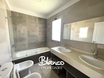 Casa en Venta en Haras Santa Maria, Escobar, G.B.A. Zona Norte, Argentina