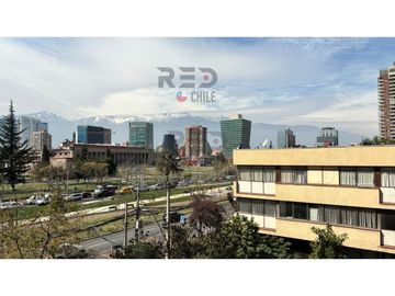 VENDO DEPARTAMENTO AMPLIO EN LAS CONDES, SECTOR METRO ESCUELA MILITAR