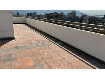 VENDO DEPARTAMENTO AMPLIO EN LAS CONDES, SECTOR METRO ESCUELA MILITAR