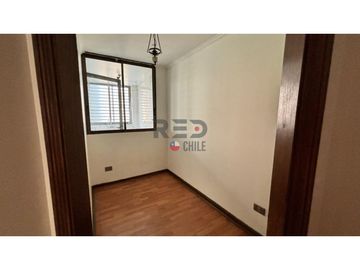 VENDO DEPARTAMENTO AMPLIO EN LAS CONDES, SECTOR METRO ESCUELA MILITAR