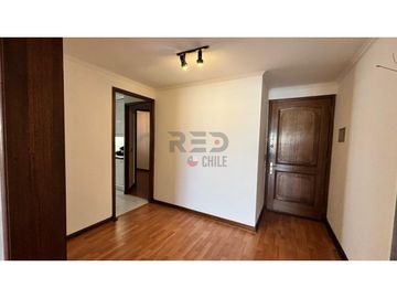 VENDO DEPARTAMENTO AMPLIO EN LAS CONDES, SECTOR METRO ESCUELA MILITAR