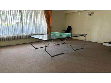 VENDO DEPARTAMENTO AMPLIO EN LAS CONDES, SECTOR METRO ESCUELA MILITAR