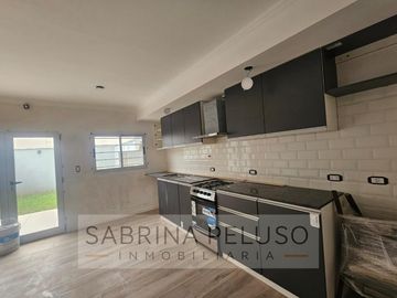 Dúplex en VENTA ubicado en Hurlingham