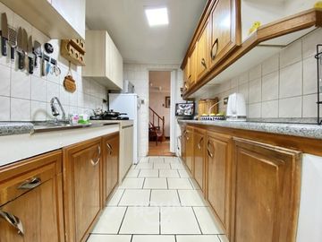 CASA EN MAIPÚ, CALLE ARTURO MOYA GRAU