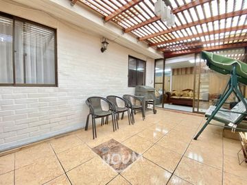 CASA EN MAIPÚ, CALLE ARTURO MOYA GRAU