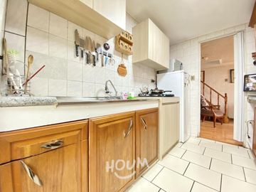 CASA EN MAIPÚ, CALLE ARTURO MOYA GRAU