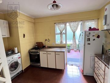 Venta- 4 ambientes - Almagro- Boedo- terraza propia- cochera - apto credito