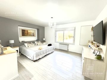 Casa en Venta en Fincas del Sur 1 - 3 dormitorios - cocheras - pileta