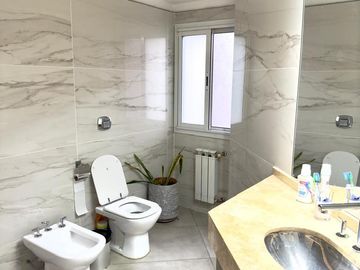 Casa en Venta en Fincas del Sur 1 - 3 dormitorios - cocheras - pileta