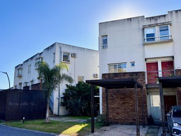 Venta de Departamento Dúplex con amenities en Barrio Sendero, Nordelta