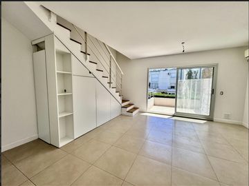 Venta de Departamento Dúplex con amenities en Barrio Sendero, Nordelta
