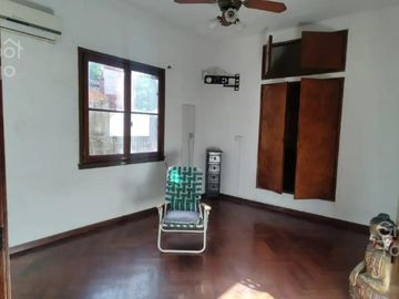 Venta PH 3 Ambientes en Florida Oeste Con Balcón al Frente Con Terraza Parrilla Apto Crédito