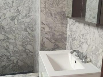 Venta PH 3 Ambientes en Florida Oeste Con Balcón al Frente Con Terraza Parrilla Apto Crédito