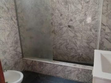 Venta PH 3 Ambientes en Florida Oeste Con Balcón al Frente Con Terraza Parrilla Apto Crédito