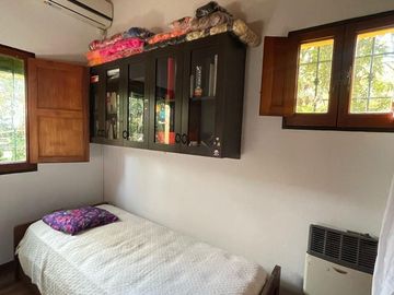 Casa en  venta City Bell 3 dormitorios parque pileta quincho