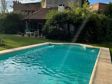 Casa en  venta City Bell 3 dormitorios parque pileta quincho