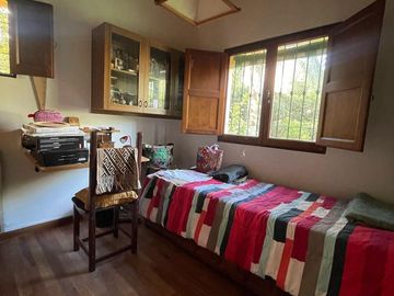 Casa en  venta City Bell 3 dormitorios parque pileta quincho