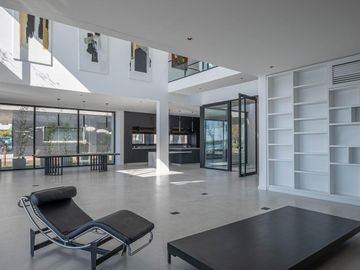 Casa Premium al lago central en venta - Barrio Marinas - Puertos del Lago - Escobar