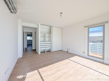 Venta departamento penthouse con terraza 2 dormitorios en FORUM Puerto Norte